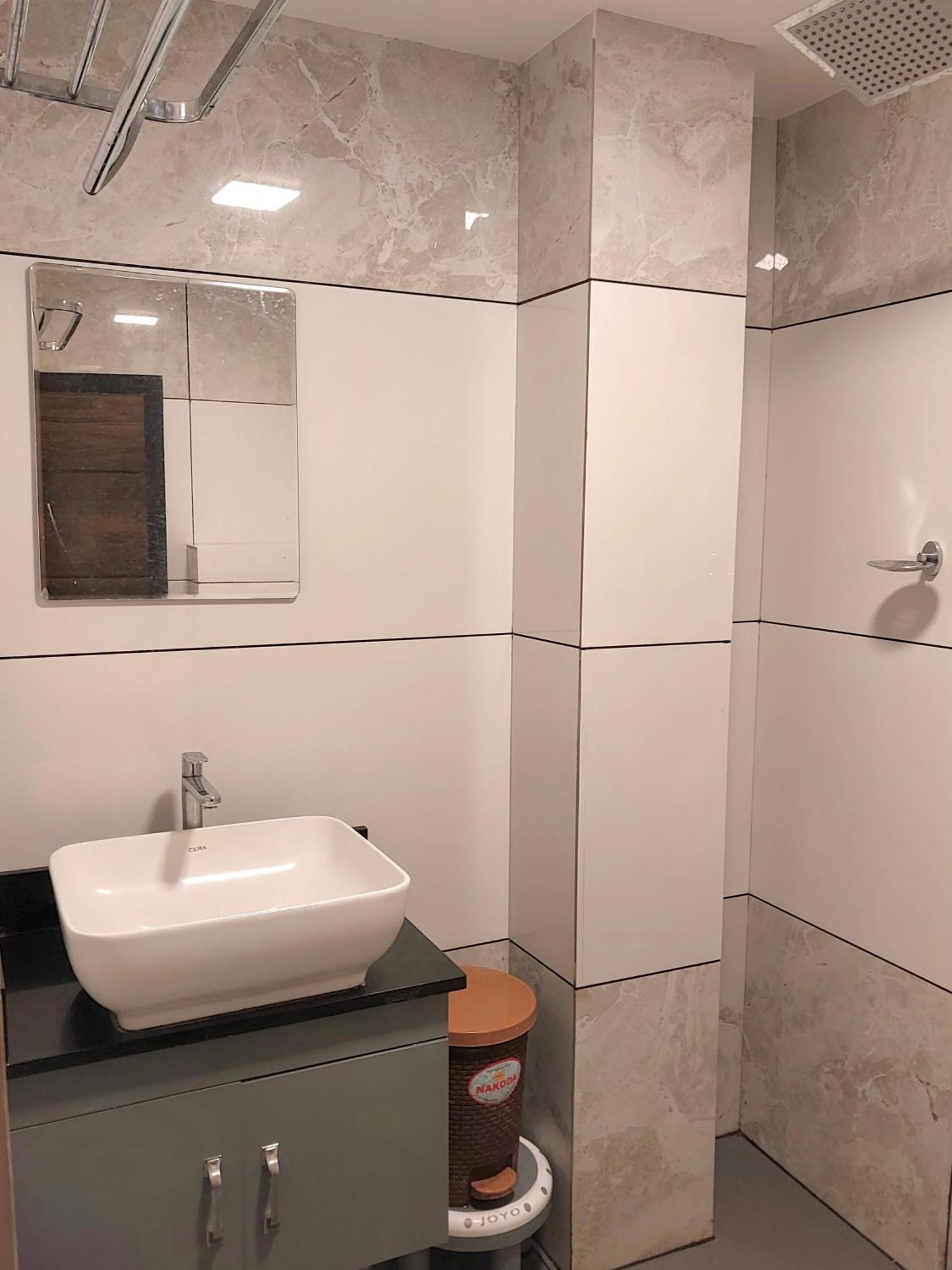 Hotel Royal Wings Elur Bagian luar foto